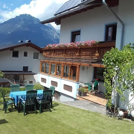 Haus Pfandler Buch bei Jenbach